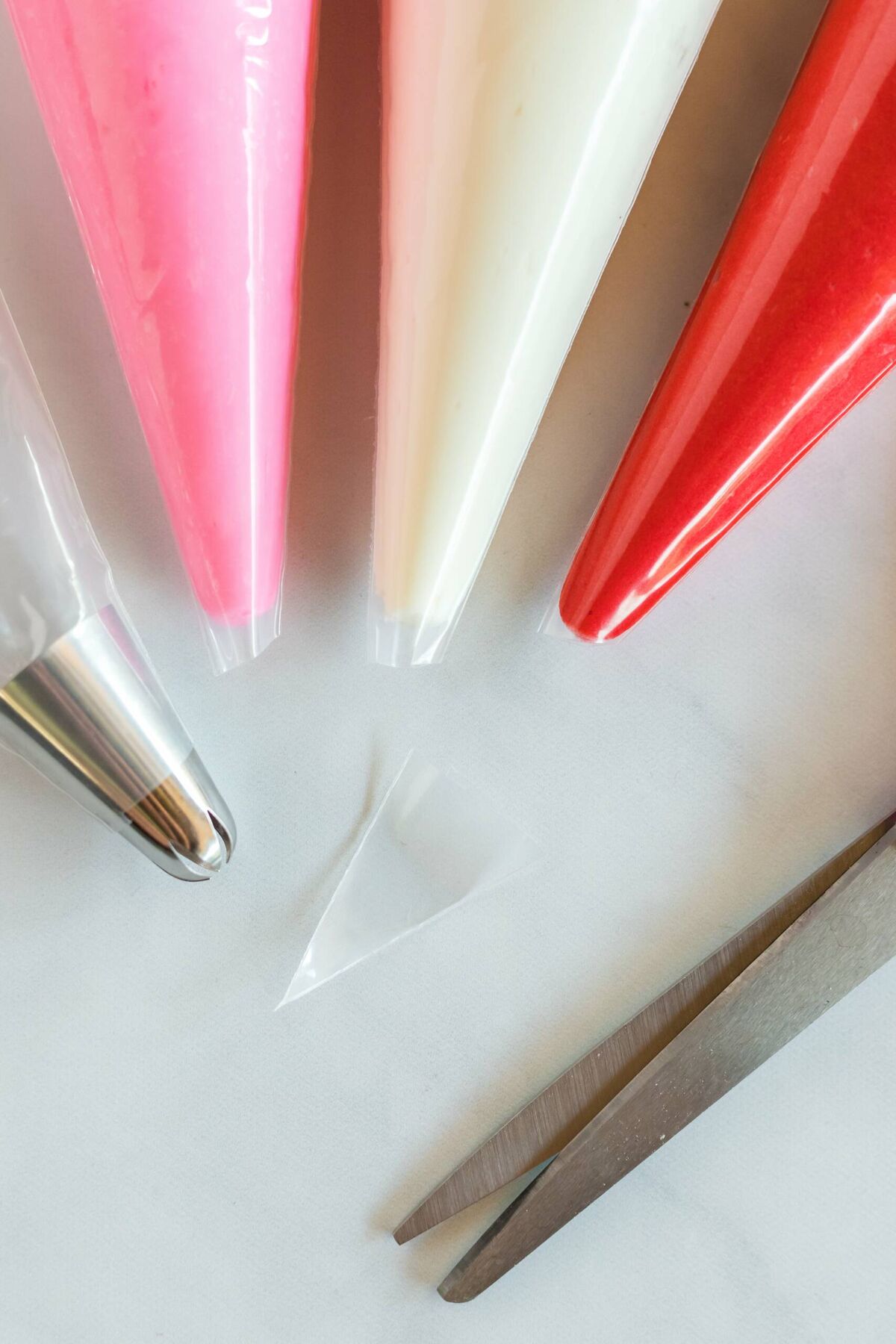 Piping with multiple colors