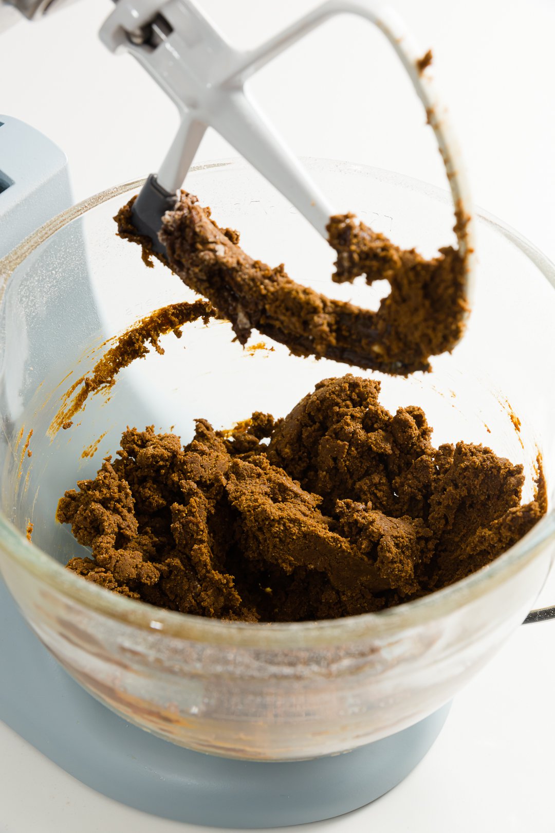 thick gingerbread cupcake batter