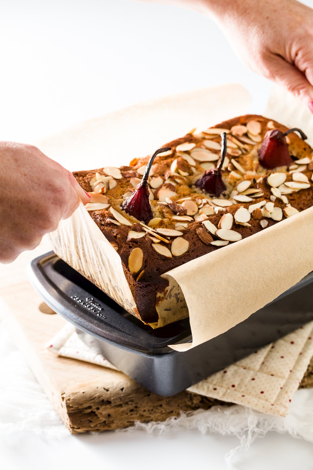 Removing cake from loaf pan
